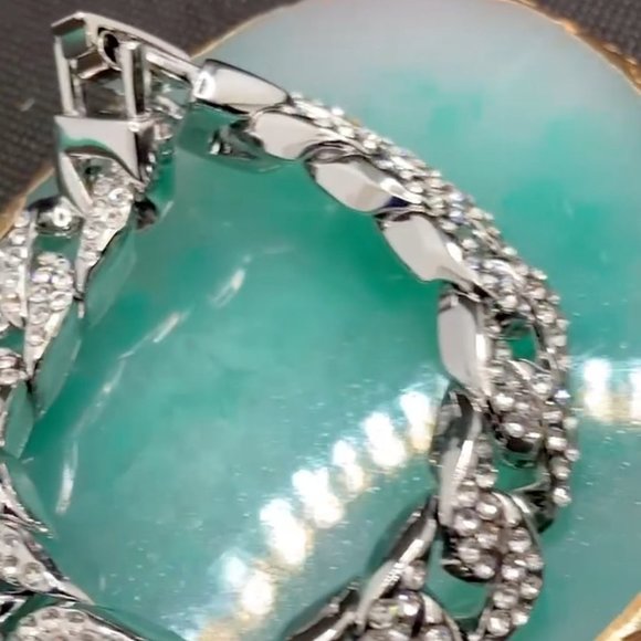 18k Gold Iced Out Bracelet - Picture 12 of 12